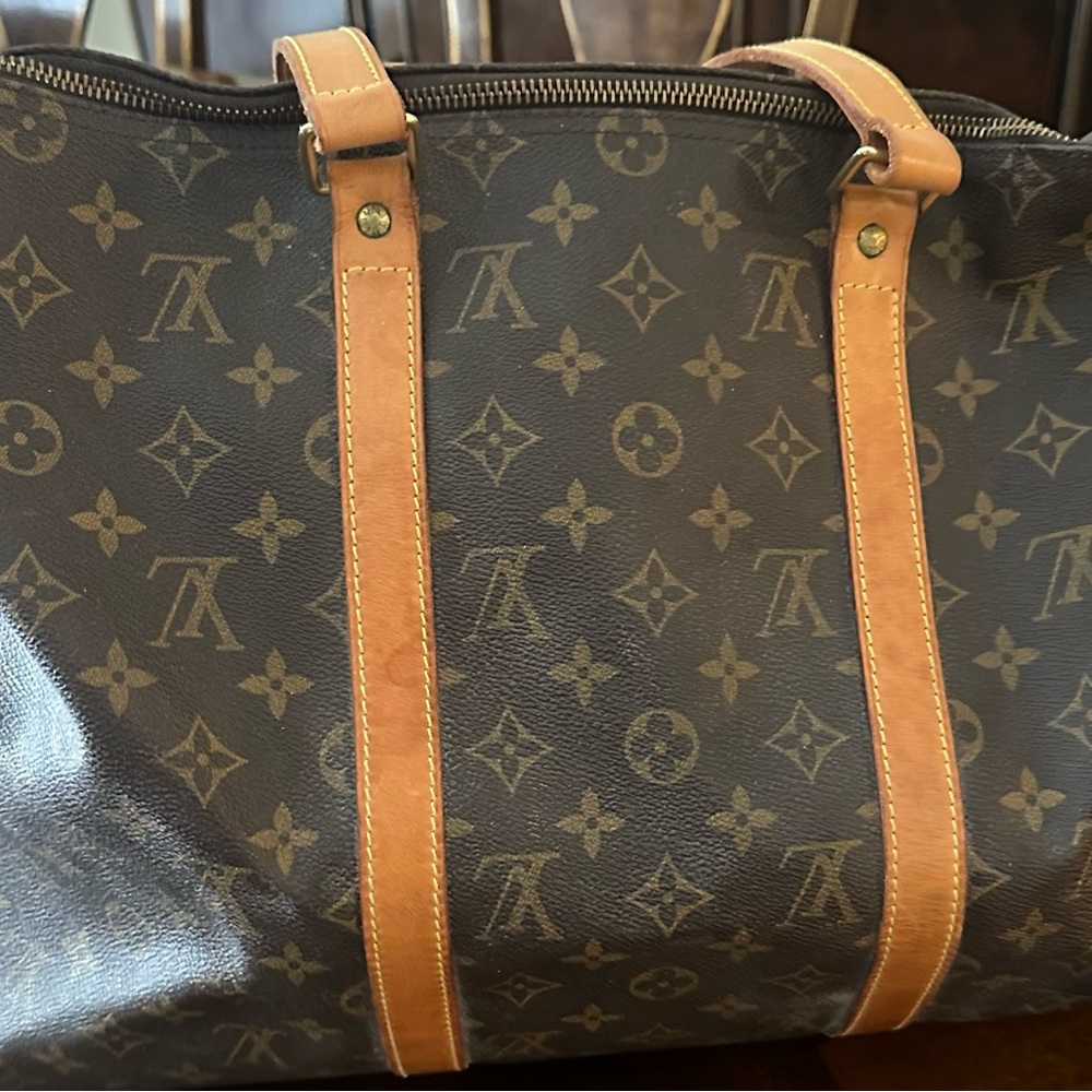 Louis Vuitton Monogram Duffel Bag in Brown and Tan - Picture 2 of 4
